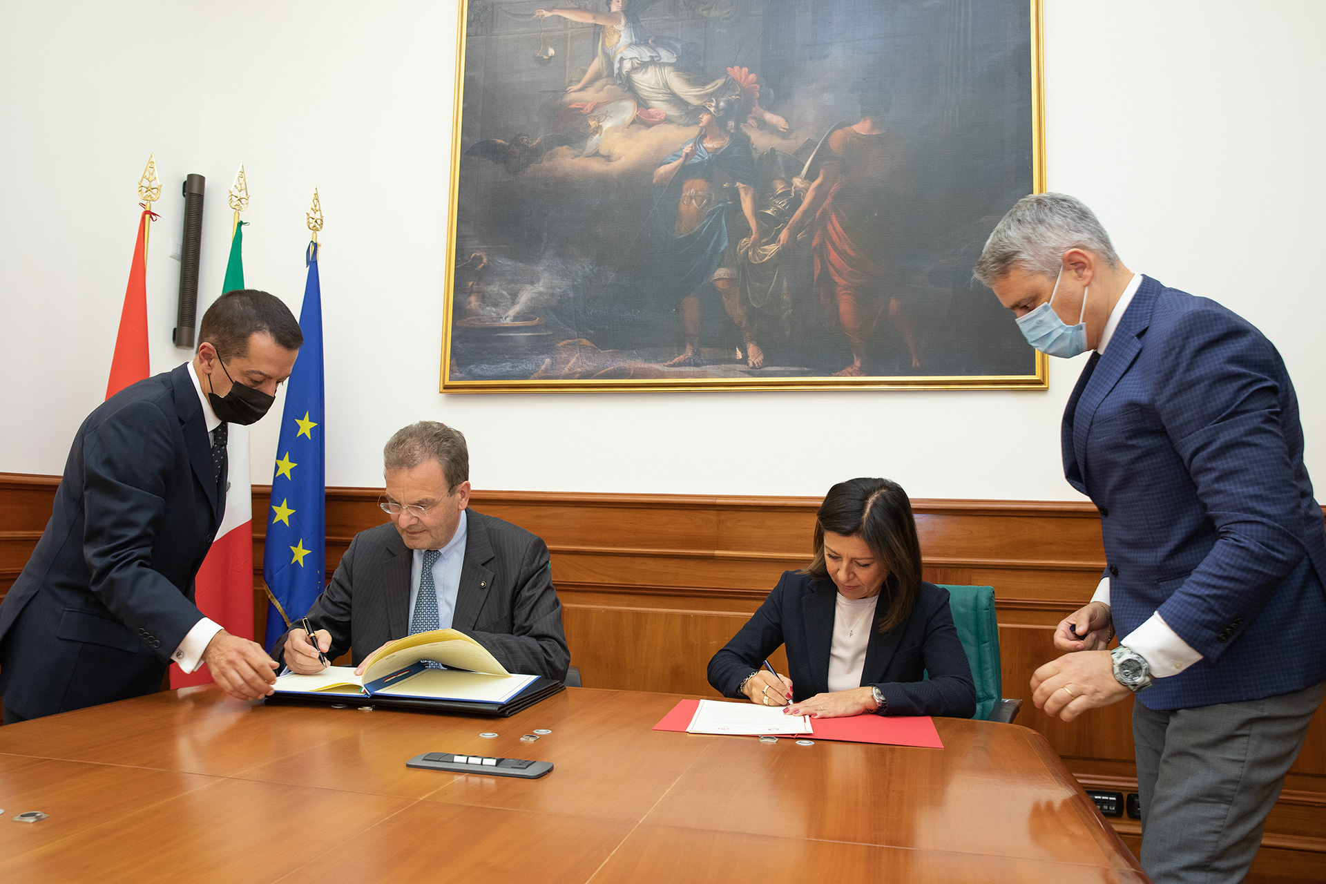 Agreement between the Italian Ministry of Transport and the Order of Malta for joint rescue at sea action